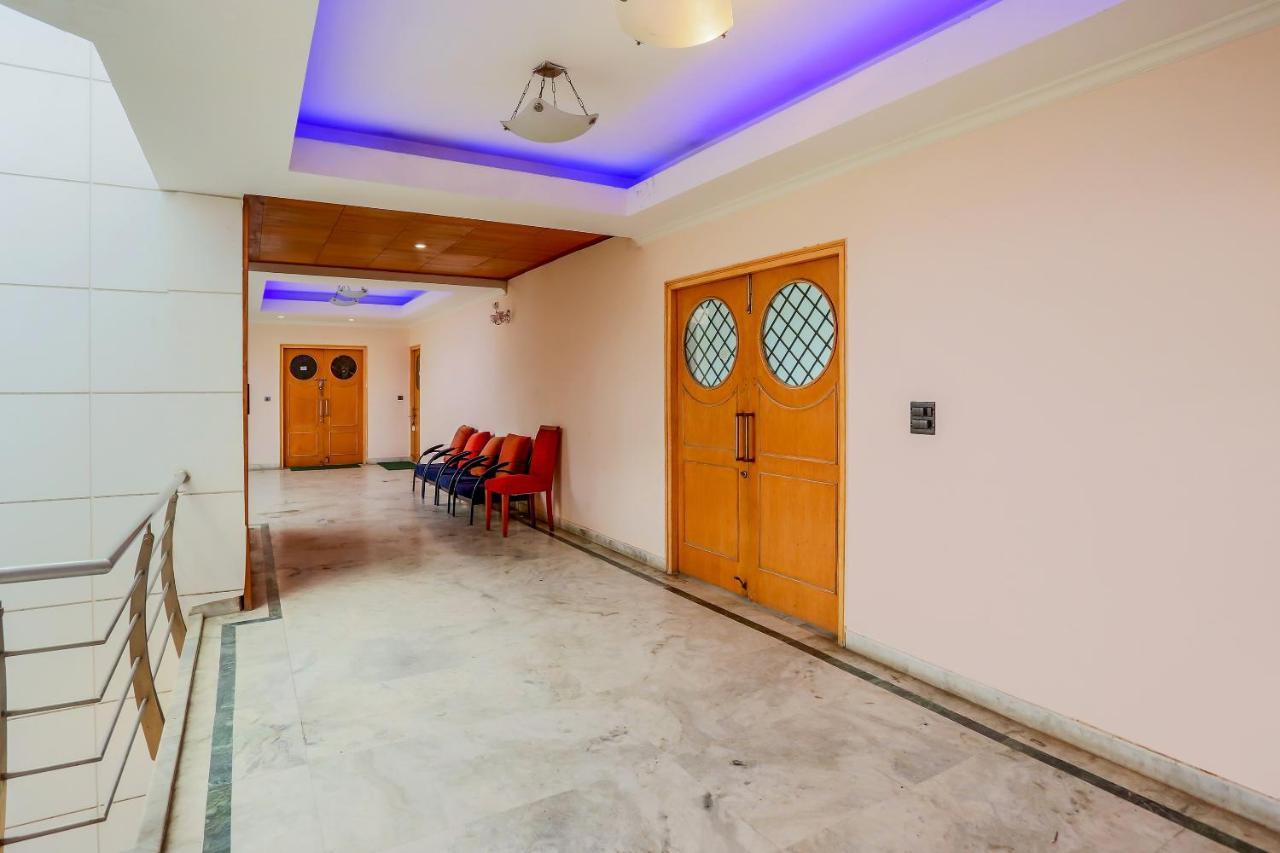فندق جوراكبورفي  Oyo 71042 Sahara Estate المظهر الخارجي الصورة